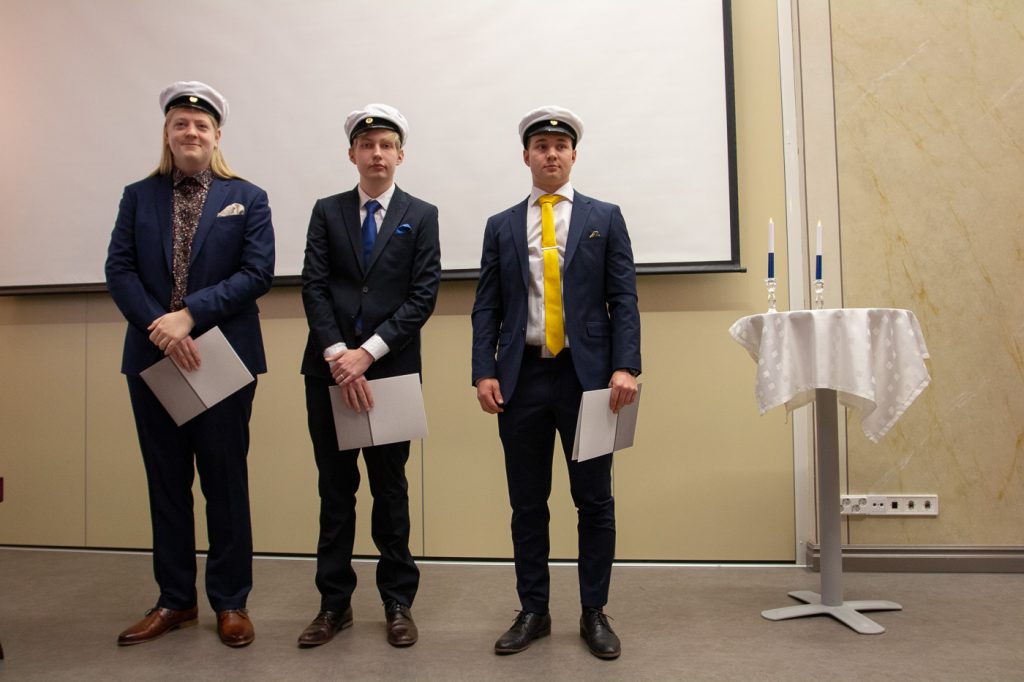 Studenterna Haakon Helsko, Sebastian Peltonen och Wille Öhman.